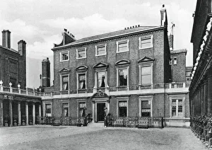 Images Dated 16th December 2006: Chesterfield House, Mayfair, London, 1908.Artist: Bedford Lemere and Company