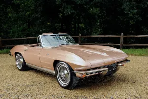 Chevrolet Corvette Stingray convertible 1964. Artist: Simon Clay
