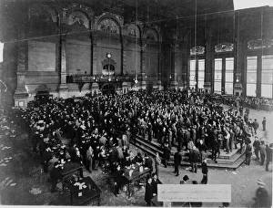 Chicago Prints: The Chicago Board of Trade in session, c. 1900. Artist: Anonymous