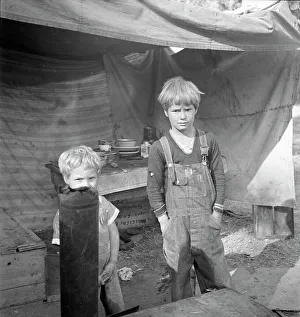 Hooverville Prints: Children of destitute family, American River camp