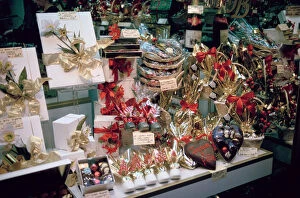 Ile De France Gallery: Christmas presents in a shop window, Paris, France