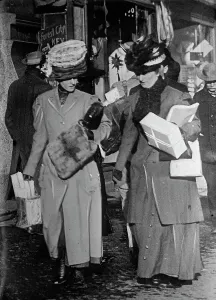 Presents Prints: Christmas shoppers, between c1910 and c1915. Creator: Bain News Service