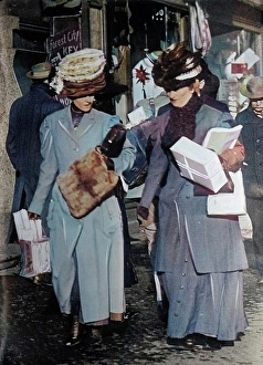 Presents Prints: Christmas shoppers, between c1910 and c1915. Creator: Bain News Service
