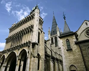 Burgundian Collection: Church of Notre Dame, Dijon, Burgundy, France