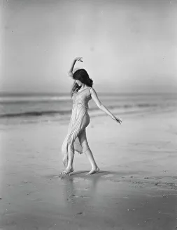 Churchill, Marguerite, Miss, between 1923 and 1925. Creator: Arnold Genthe