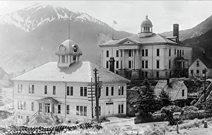 Majestic Prints: City Hall and Courthouse, between c1900 and c1930. Creator: Unknown