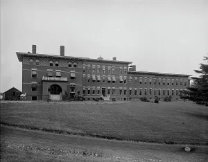 Massachusetts United States Prints: City hospital, Holyoke, Mass. between 1900 and 1910. Creator: Unknown