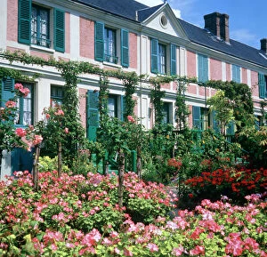 Geranium Gallery: Claude Monets house, Giverny, Normandy, France
