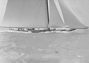 Splashing Gallery: Close up of Shamrocks Deck. Creator: Kirk & Sons of Cowes