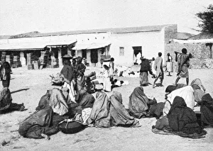 Abyssinian Prints: Un coin du marche indigene de Magdala; Le Nord-Est Africain, 1914. Creator: Unknown