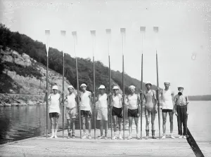 Sunhat Prints: Columbia Varsity 8 (1913), 1913. Creator: Bain News Service
