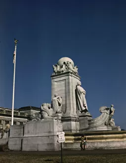 Colonisation Gallery: Columbus Fountain and statue in front of Union Station, Washington, D.C. ca. 1943. Creator: Unknown