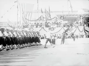 Columbus Fountain Prints: Columbus Memorial. Parade At Unveiling