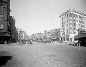 Carts Prints: Commercial Place, Norfolk, Va. between 1910 and 1920. Creator: Unknown