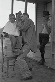 Scissors Prints: Community barber shop in Kern County migrant camp