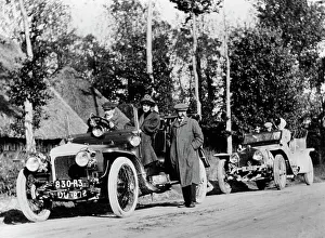 A comparative trial between a Daimler and Rolls Royce Silver Ghost, c1909