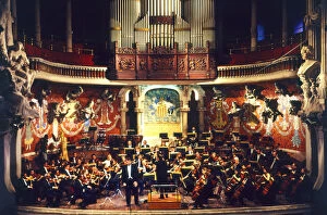 Palau Gallery: Concert of the Orchestra at the Palau de la Musica Catalana, with the soloist baritone Joan Pons