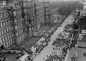 Confederate Reunion - Parade, 1917. Creator: Harris & Ewing. Confederate Reunion - Parade, 1917. Creator: Harris & Ewing
