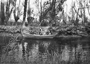 Tranquillity Prints: Contrastes sur le front de la Somme; Sur la rive Sud de la riviere, 1916. Creator: Unknown