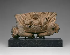 Capital Prints: Corinthian Capital with Sun God Surya Riding a Chariot (Quadriga), 2nd century