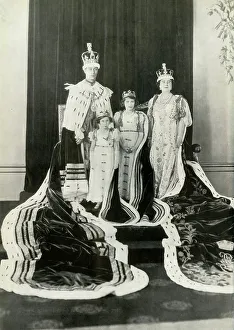 Queen Consort Elizabeth Prints: After the Coronation - 12th May, 1937, 1947. Creator: Unknown