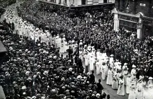 Protester Prints: The Cortege of Emily Wilding Davison, London, June 14, 1913. Creator: Unknown