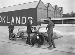 Clive Prints: Count Louis Zborowski with his Aston Martin 1486 cc