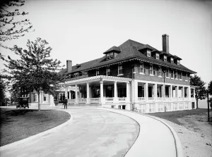 Country club house, west front, Detroit, Mich. between 1900 and 1910. Creator: Unknown