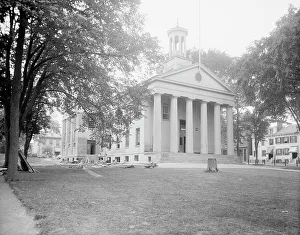 Court House Prints: Court House, Newburgh, N.Y. c1906. Creator: Unknown