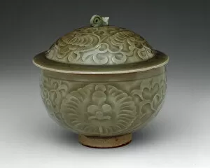 Northern Song Dynasty Gallery: Covered Bowl with Peony Scroll, Northern Song dynasty (960-1127), 11th century