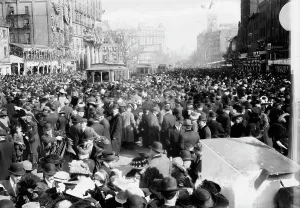 On Looker Prints: Crowd on Penn Ave. watching Suffrage parade, 1913. Creator: Bain News Service