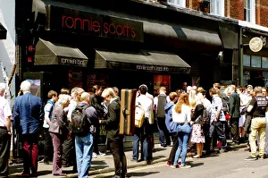 Crowd Scene, Ronnie Scotts, Soho, London, 5th June 2016. Artist: Brian O Connor