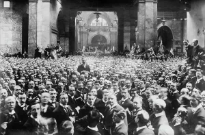 Financial Prints: Crowd on stock exchange floor, London, between 1910-1920. Creator: Bain News Service