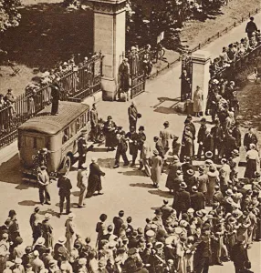 Daily Express Prints: Crowd watches the arrested man taken to police van, 1937