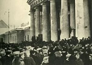 Petrograd Gallery: Crowds in front of the Duma, Petrograd, Russia, 1917, (c1920). Creator: Unknown