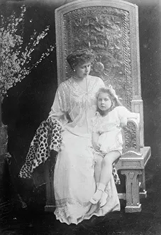 Crown Princess of Roumania seated with her daughter, 1910. Creator: Bain News Service
