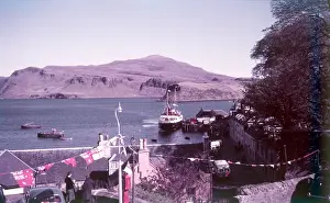 Bunting Prints: The Cuillins from Portree, Isle of Skye