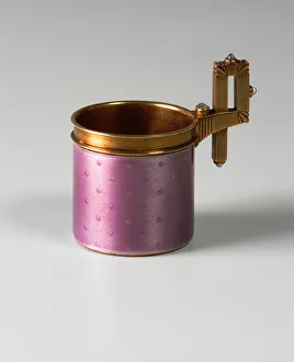 Faberg Prints: Cup, Between 1899 and 1908. Artist: Russian Master, Factory Faberge