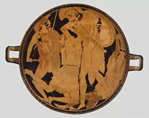 Attica Gallery: Cup with Achilles slaying Penthesilea. Red-figure pottery, ca 470-460 BC