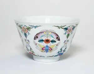 Qianlong Period Gallery: Cup with Floral Scrolls and Moths, Qing dynasty, Qianlong reign mark and period