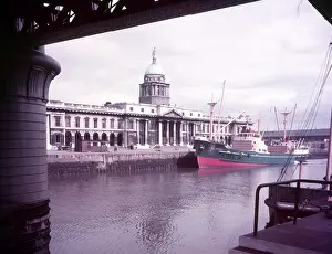 Custom House Prints: Custom House, Dublin, Ireland, c1955. Creator: Arthur Charles Kirby Ware