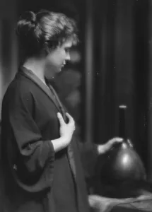 Interiors Prints: Cutler, Miss, portrait photograph, 1915 May 26. Creator: Arnold Genthe