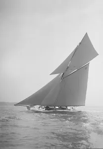 Lee Bow Prints: The cutter Rosamond sailing close-hauled, 1911. Creator: Kirk & Sons of Cowes