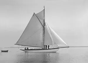 Becalmed Prints: The cutter Wenda in light winds, 1912. Creator: Kirk & Sons of Cowes