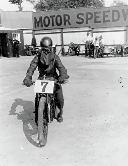 Number Prints: A cyclist at Lea Bridge speedway circuit, 1928