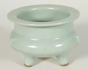 Incense Gallery: Cylindrical Tripod Censer (Incense Burner) with Cloud