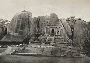 Das Issurumuniya - Felse - Vihara (erbaut von Konig Devanampiya Tissa im 3. Jahrh. V. Chr.), 1926
