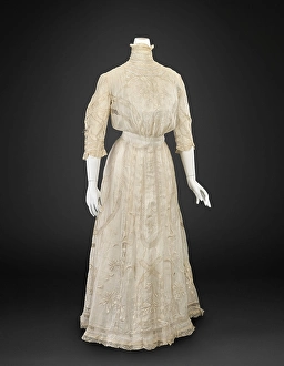 Dressmaking Prints: Day Dress, 1900-1915. Creator: Unknown