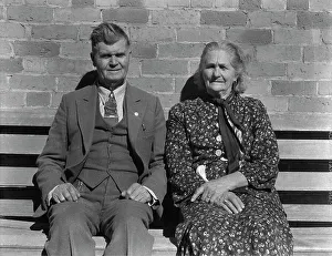 Convert Prints: Latter Day Saints portrait group dressed in their Sunday clothes