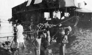 Pulling Prints: Two decker barge used to move British troops up the Tigris from Amarah to Baghdad, 1918
